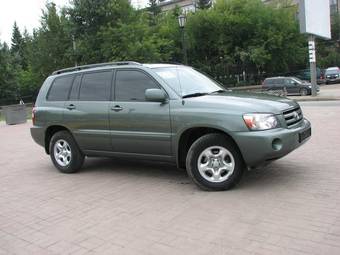 2004 Toyota Highlander Photos