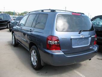 2004 Toyota Highlander Photos