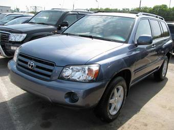 2004 Toyota Highlander Photos