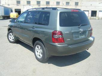 2004 Toyota Highlander Pictures