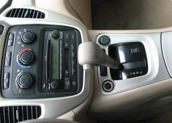 2004 Toyota Highlander Pictures