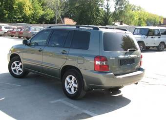 2004 Toyota Highlander Pictures