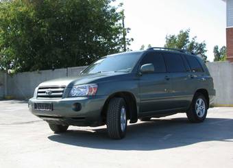 2004 Toyota Highlander Photos