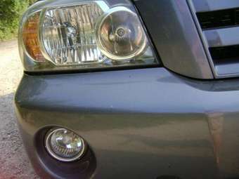 2005 Toyota Highlander Pictures