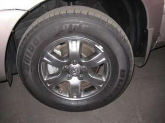 2005 Toyota Highlander Pictures