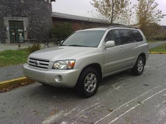 2005 Toyota Highlander Photos