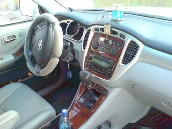 2005 Toyota Highlander Pictures