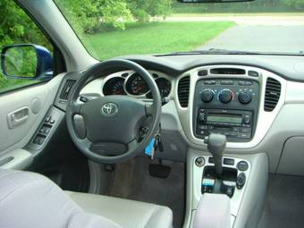 2005 Toyota Highlander Images