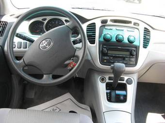 2005 Toyota Highlander Photos