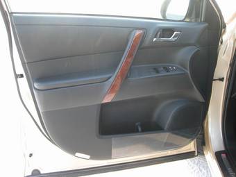 2010 Toyota Highlander Pics