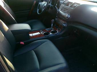 2010 Toyota Highlander Pics