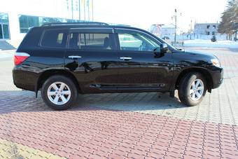 2010 Toyota Highlander Images