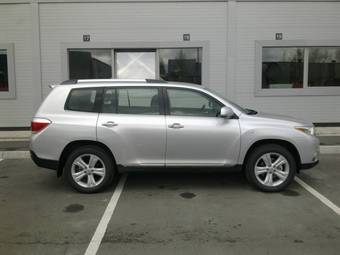 2010 Toyota Highlander Photos