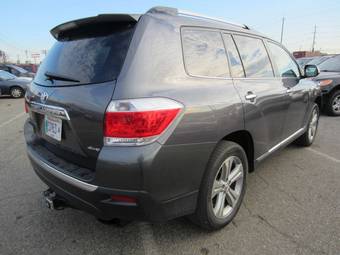 2011 Toyota Highlander Photos