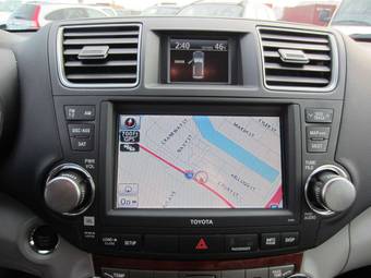 2011 Toyota Highlander Images