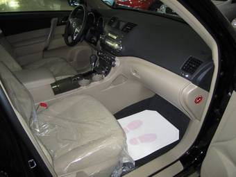 2011 Toyota Highlander Pics