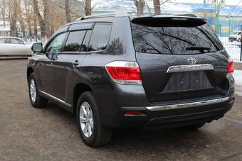 2011 Toyota Highlander Wallpapers