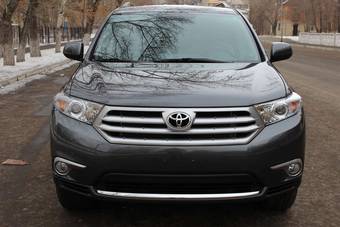 2011 Toyota Highlander Pics