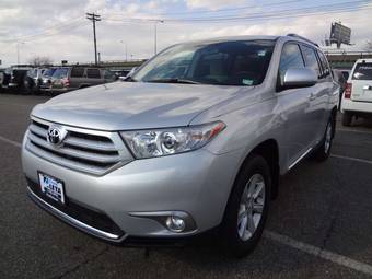 2011 Toyota Highlander Images