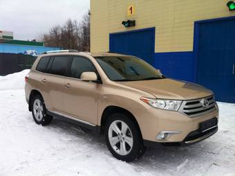 2011 Toyota Highlander Photos