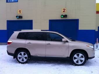 2011 Toyota Highlander Photos