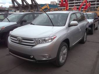 2011 Toyota Highlander Photos