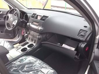 2011 Toyota Highlander Images