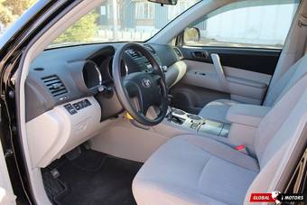 2011 Toyota Highlander Pictures