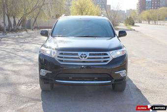 2011 Toyota Highlander Photos