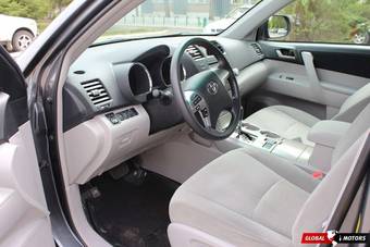 2011 Toyota Highlander Images