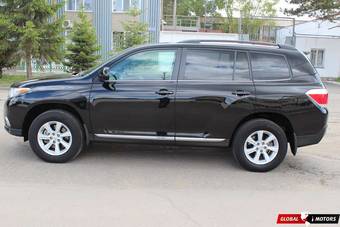 2011 Toyota Highlander Photos