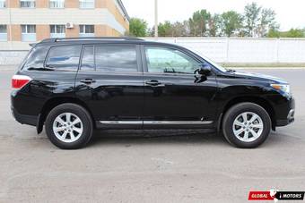 2011 Toyota Highlander Images