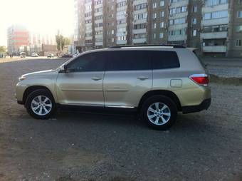 2011 Toyota Highlander Photos