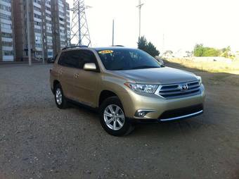 2011 Toyota Highlander Photos