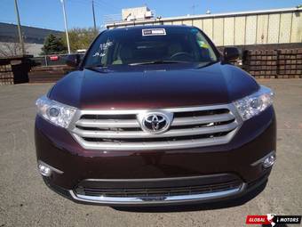 2011 Toyota Highlander Photos
