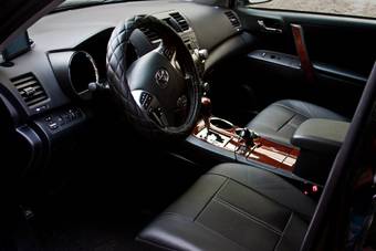 2011 Toyota Highlander Pictures