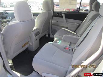 2011 Toyota Highlander Photos