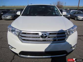 2011 Toyota Highlander Photos