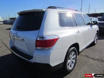 2011 Toyota Highlander Photos