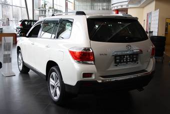 2012 Toyota Highlander Pictures