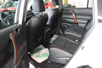 2012 Toyota Highlander Photos