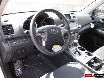 2012 Toyota Highlander Images