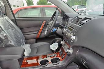 2012 Toyota Highlander Pictures