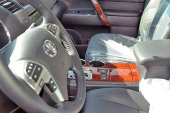 2012 Toyota Highlander Photos