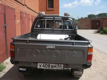 Toyota Hilux Pick Up