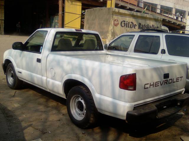 2002 Toyota Hilux Pick Up