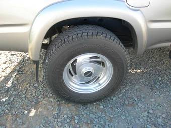 2002 Toyota Hilux Pick Up Pictures