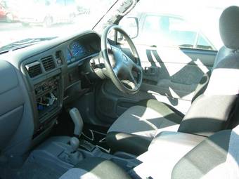 2002 Toyota Hilux Pick Up Pictures