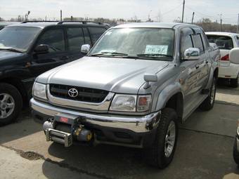 2002 Toyota Hilux Pick Up Photos