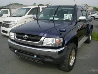 2002 Toyota Hilux Pick Up Photos